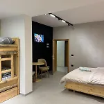 ゲストハウス Restaurant Radomira 3*