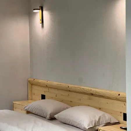 Restaurant Radomira Vendégház Ceren