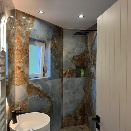 Penzion Restaurant Radomira Ceren