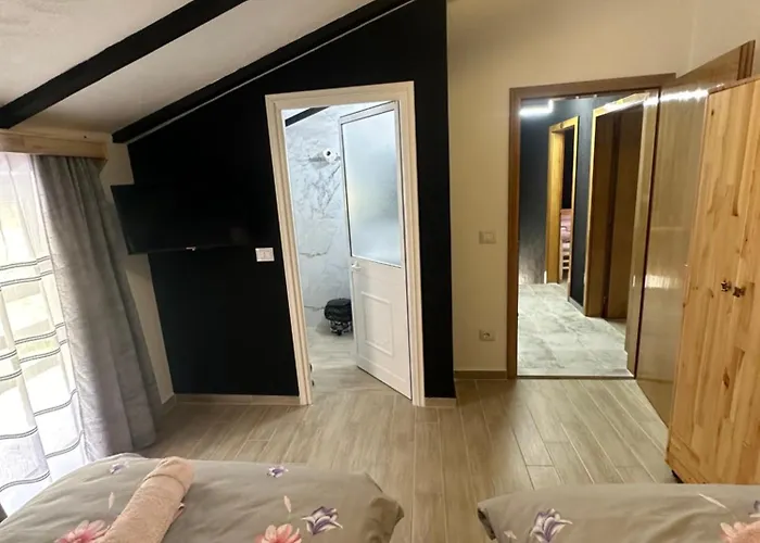 Guest house Restaurant Radomira 3*