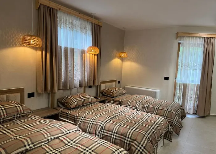 Guest house Restaurant Radomira Ceren