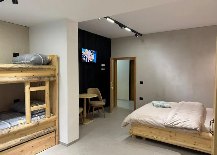 Guest house Restaurant Radomira 3*